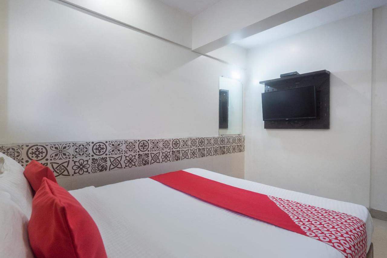 Oyo 49867 Hotel Kalpana Residency 孟买 外观 照片