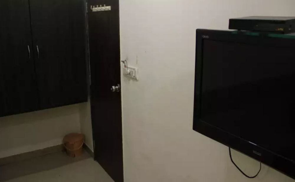 Oyo 49867 Hotel Kalpana Residency 孟买 外观 照片